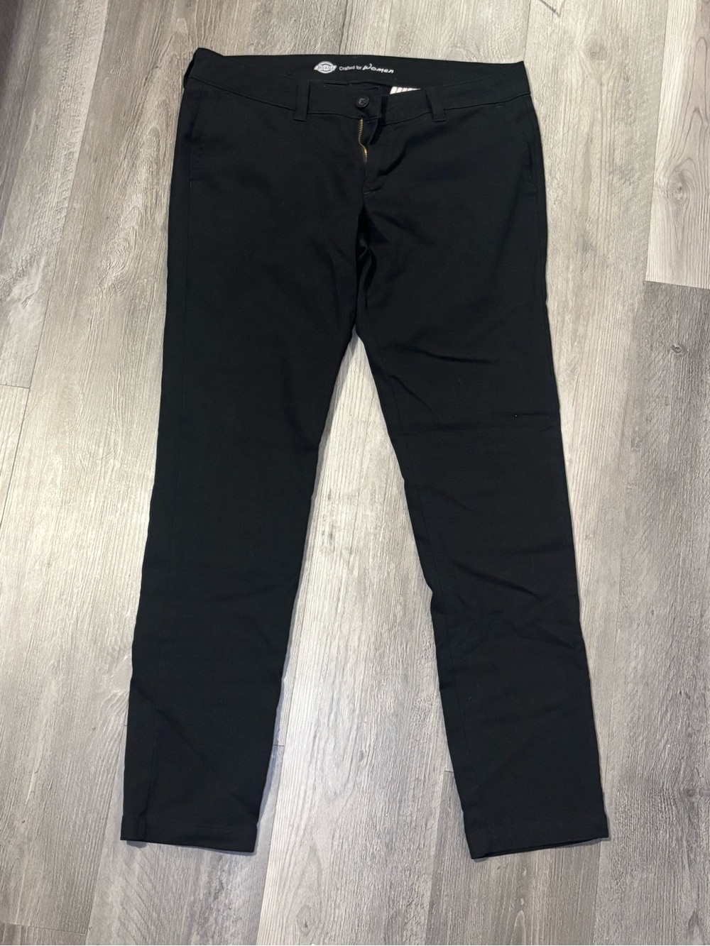 Women's Slim Fit Skinny Leg Pants